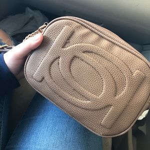 Brown handbag/purse